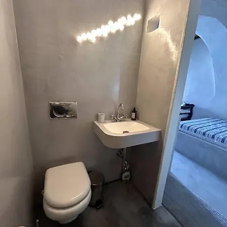 Cave-guesthouse To Heritage *