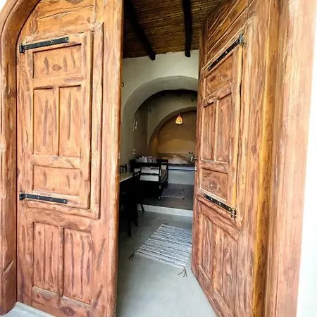 Holiday home Cave-guesthouse To Heritage