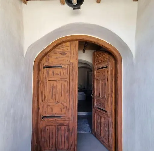 Abella Cave, Kythnos