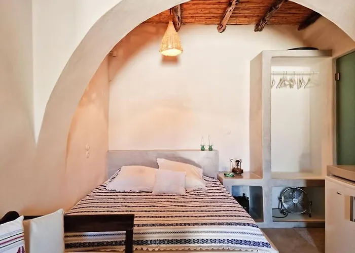 Abella Cave, Hébergement de vacances Kythnos